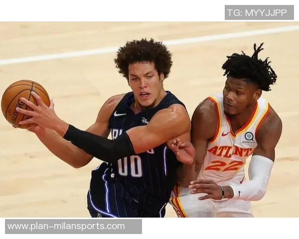 老鹰与魔术激战正酣微直播吧带你全程关注精彩瞬间